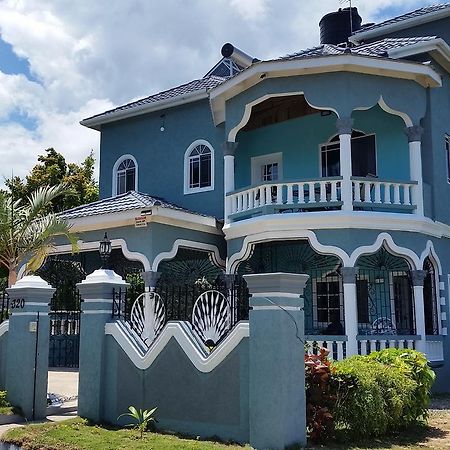 Bailey'S Bed And Breakfast Ранэвей-Бей Экстерьер фото