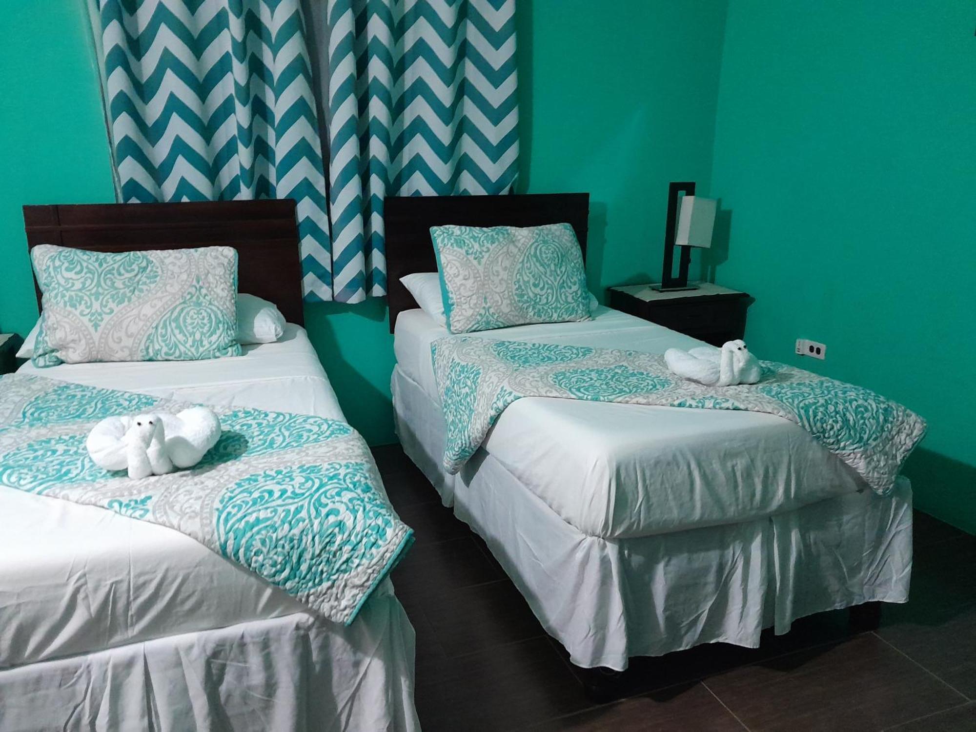 Bailey'S Bed And Breakfast Ранэвей-Бей Экстерьер фото