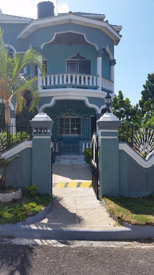 Bailey'S Bed And Breakfast Ранэвей-Бей Экстерьер фото